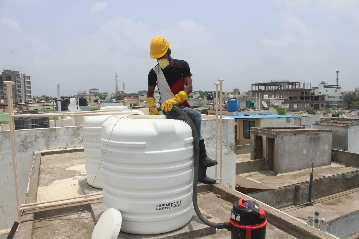 Apartment and commercial water tank cleaning in Coimbatore